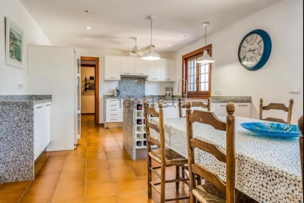 La Calma Espectacular Villa Con Jardin Y Piscina En Menorca S'Algar Exteriér fotografie